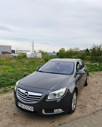 Opel Insignia cena 19000 przebieg: 271294, rok produkcji 2010 z Halinów małe 301
